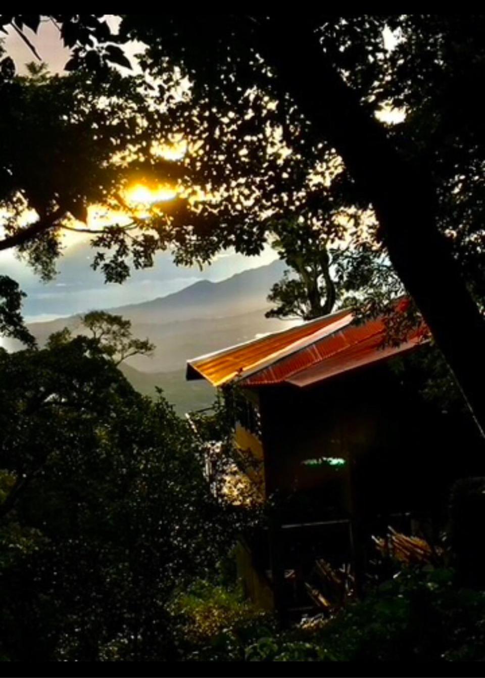 Bed and Breakfast El Refugio La Brisa Del Diablo Valle Hornito Esterno foto